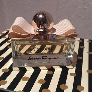Signorina Salvatore Ferragamo etude perfume